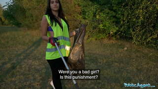 Қоғамдық агенті Дженнифер Мендес трахается ашық ауада үлкен мүшесі