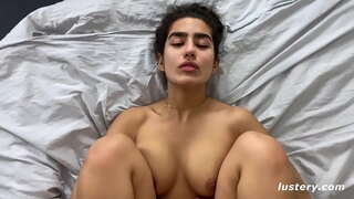 Prisegimą Jos Kojos Virš Jos Galvos Giliau Skverbtis